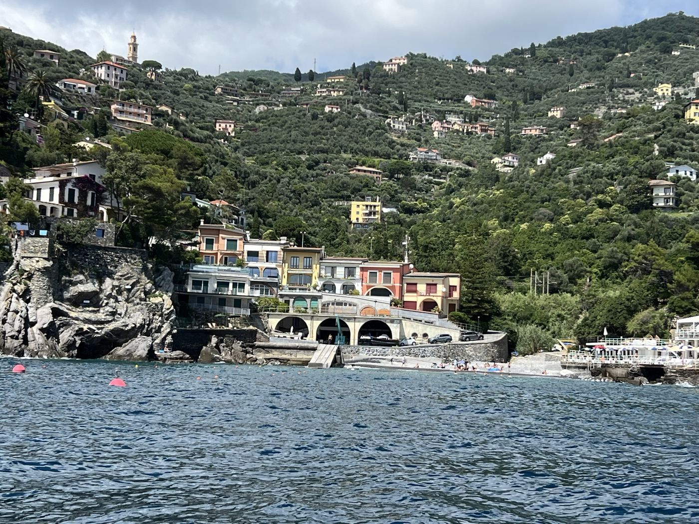 Il condominio visto dal mare